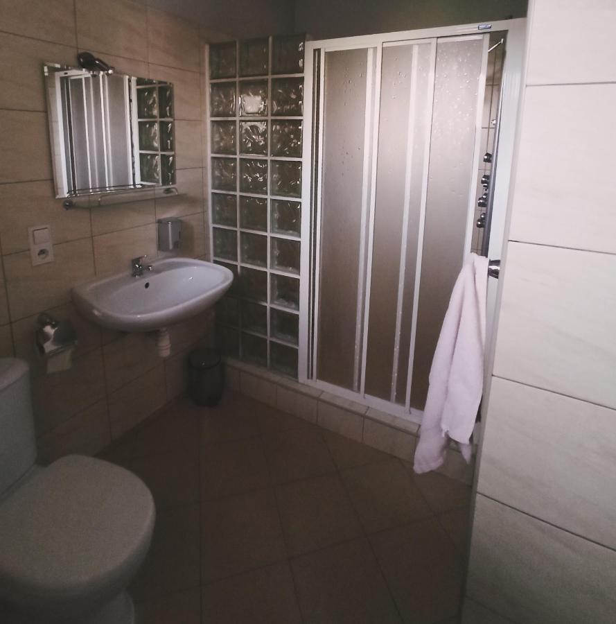 Pokoje Goscinne Kropka Tarnowskie Góry Dış mekan fotoğraf